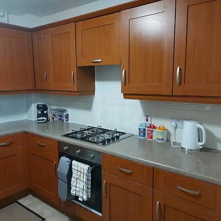 2 Bedroom Apartment Exhall Экстерьер фото